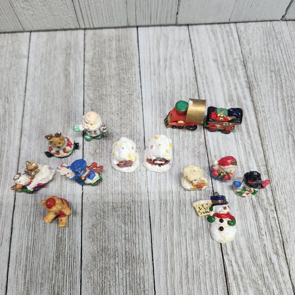 Vtg Assorted Christmas Ornaments figure Snowman Bear Train Santa House Set of 13 - Picture 4 of 5